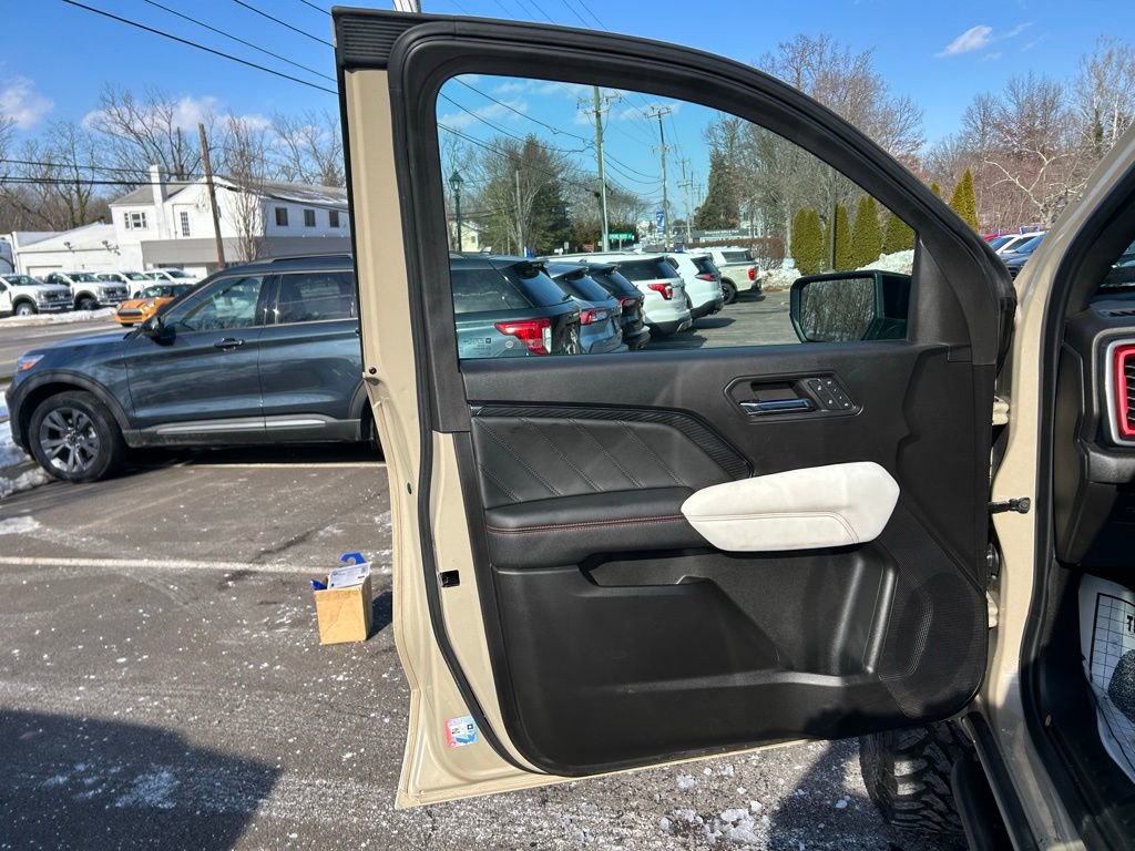 Used 2023 GMC Canyon AT4X image 14