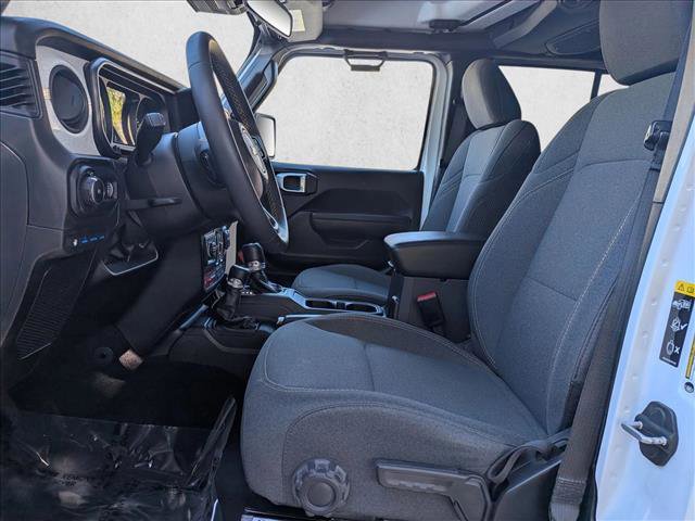Used 2024 Jeep Wrangler Willys image 16