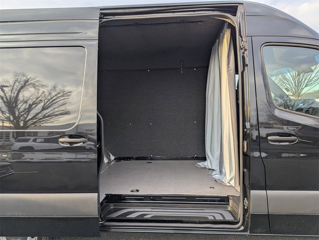 Used 2024 Mercedes-Benz Sprinter 144 Cargo image 13