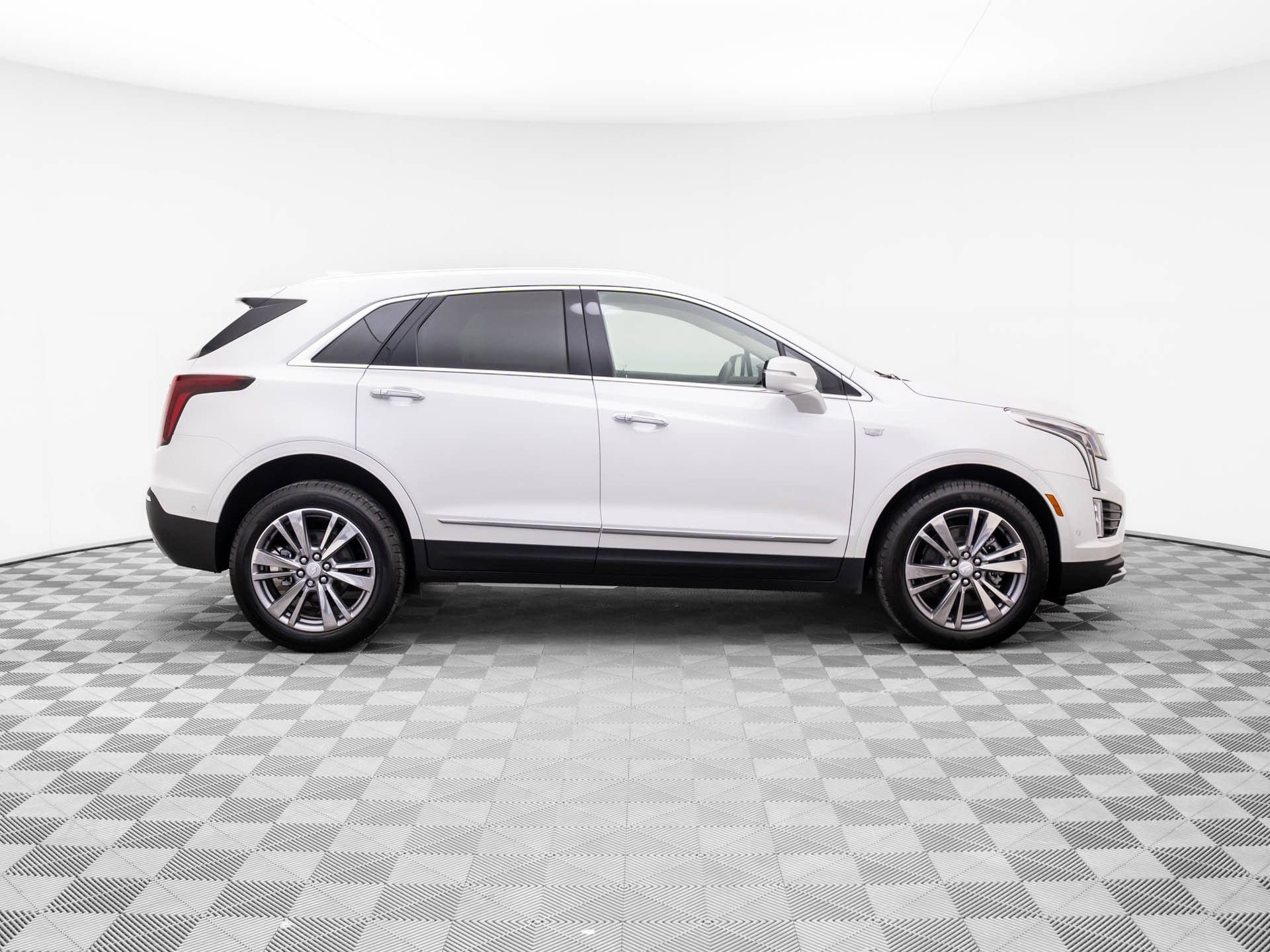 New 2026 Cadillac XT5 Premium Luxury w/ Driver Assist Package AWD/4WD image 6