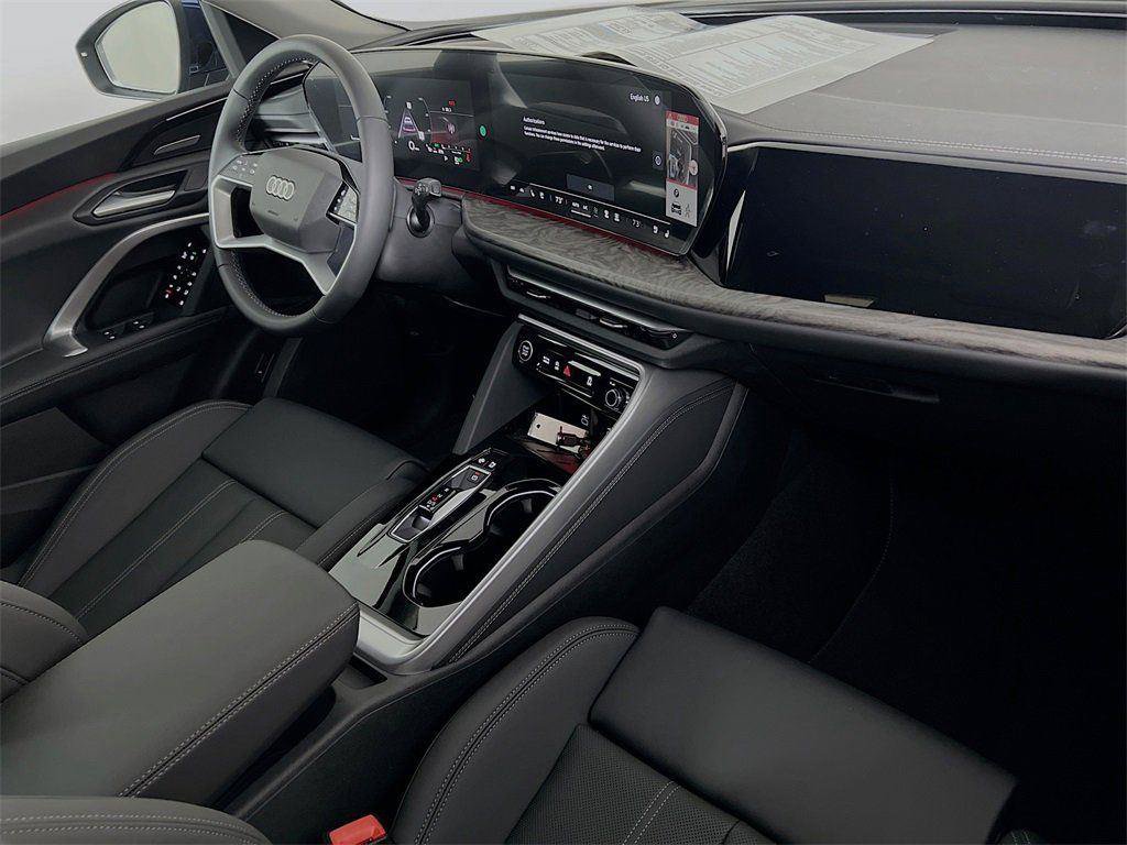 New 2025 Audi Q5 Premium Plus AWD/4WD image 30