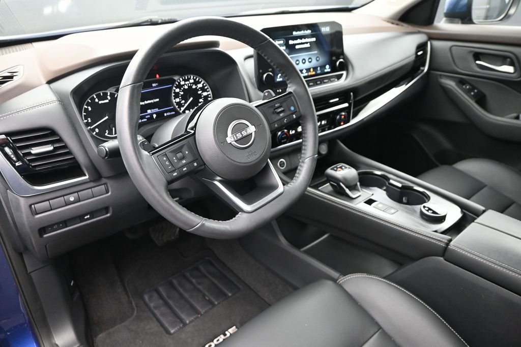 Used 2023 Nissan Rogue SL w/ SL Premium Package AWD/4WD image 17