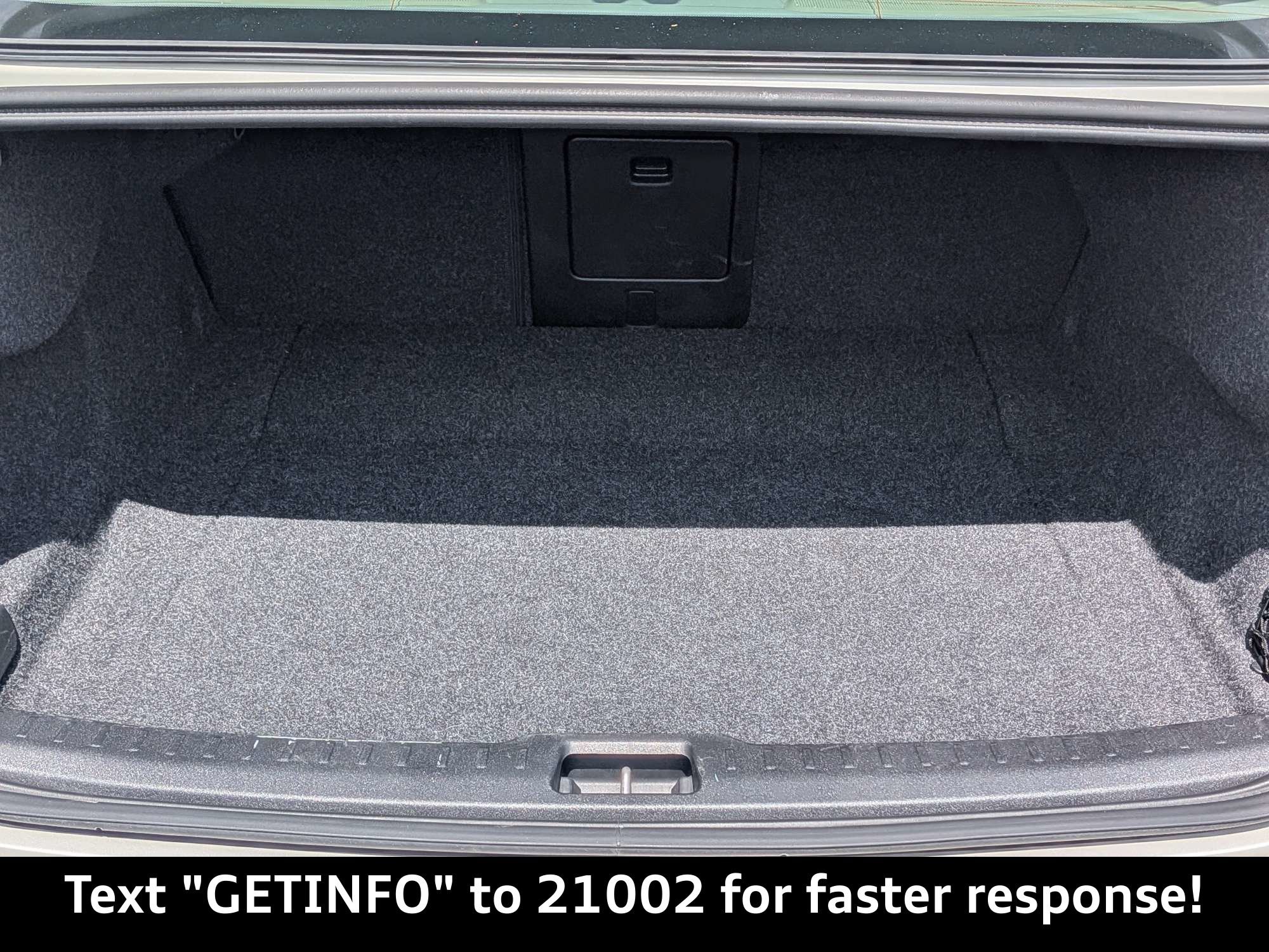 Used 2020 Volvo S60 T5 Momentum FWD image 16