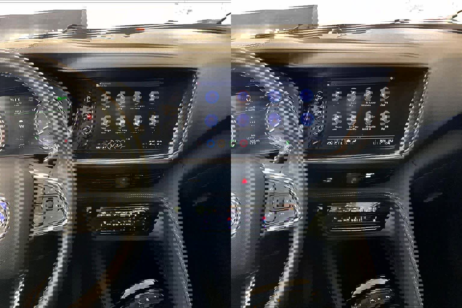 Certified 2021 Buick Envision Essence w/ Sport Touring Package image 7