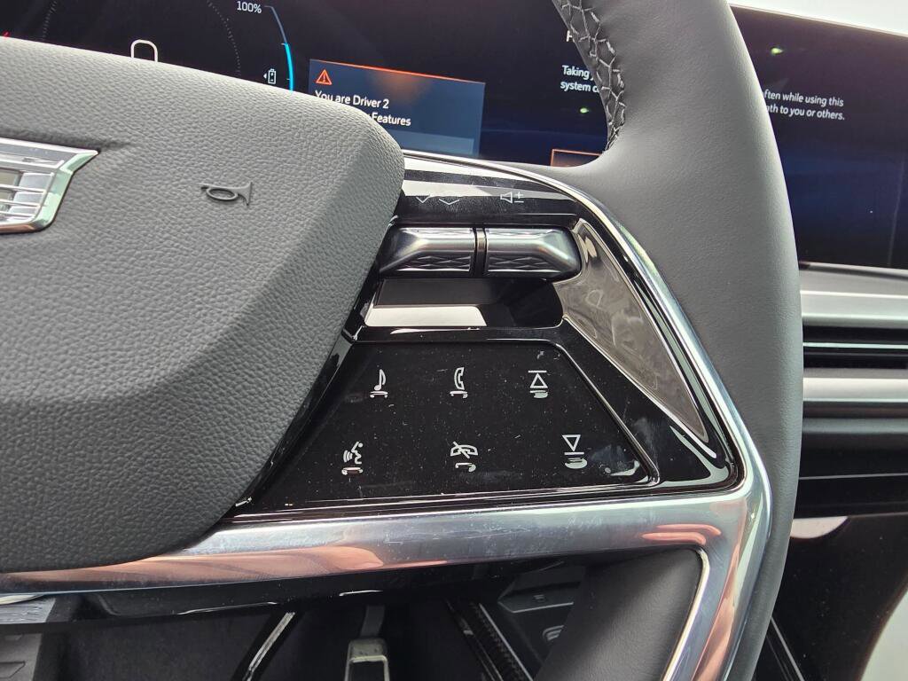 New 2026 Cadillac Vistiq Sport image 32