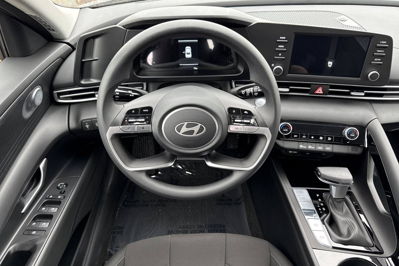 New 2026 Hyundai Elantra Hybrid FWD image 13