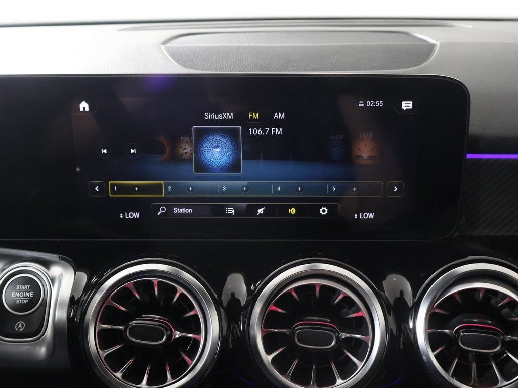 Used 2023 Mercedes-Benz GLB 250 w/ AMG Line image 43