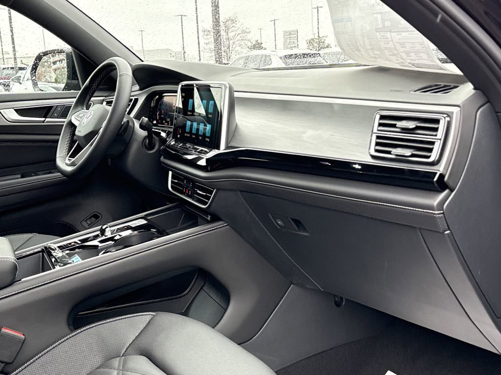 New 2026 Volkswagen Atlas Cross Sport SE image 21