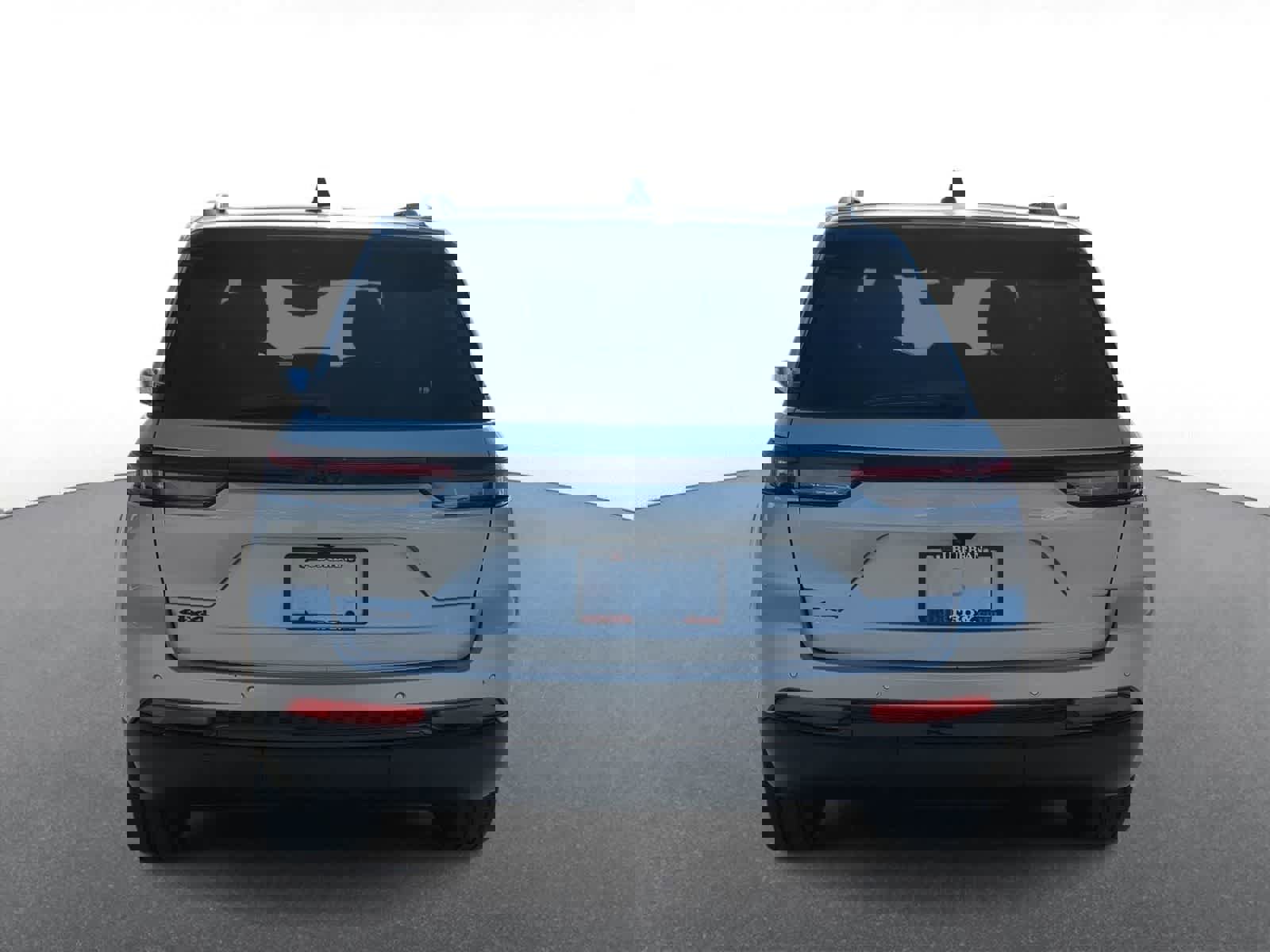 Used 2023 Jeep Grand Cherokee Altitude image 7