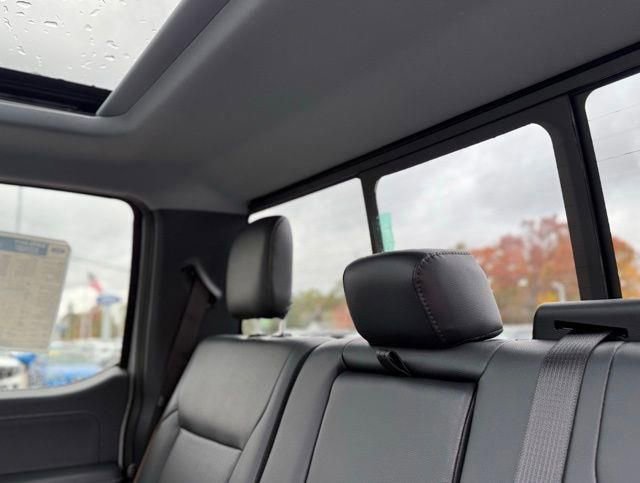 New 2026 Ford F250 Lariat w/ Black Appearance Package image 27