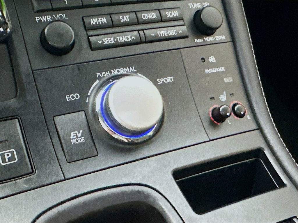 Used 2011 Lexus CT 200h Premium w/ Premium Audio Pkg FWD image 19