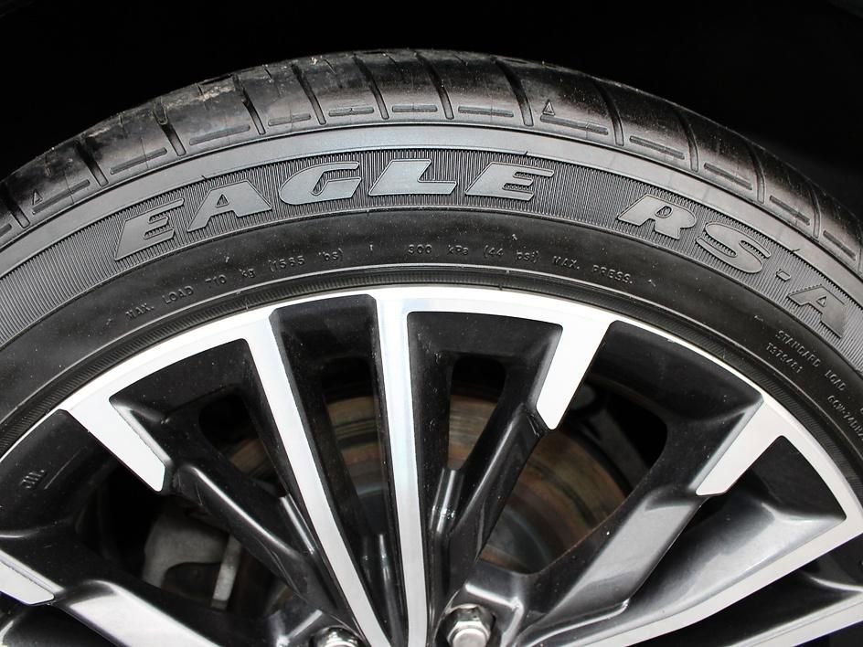 Used 2017 Nissan Maxima Platinum w/ Medallion Package image 11