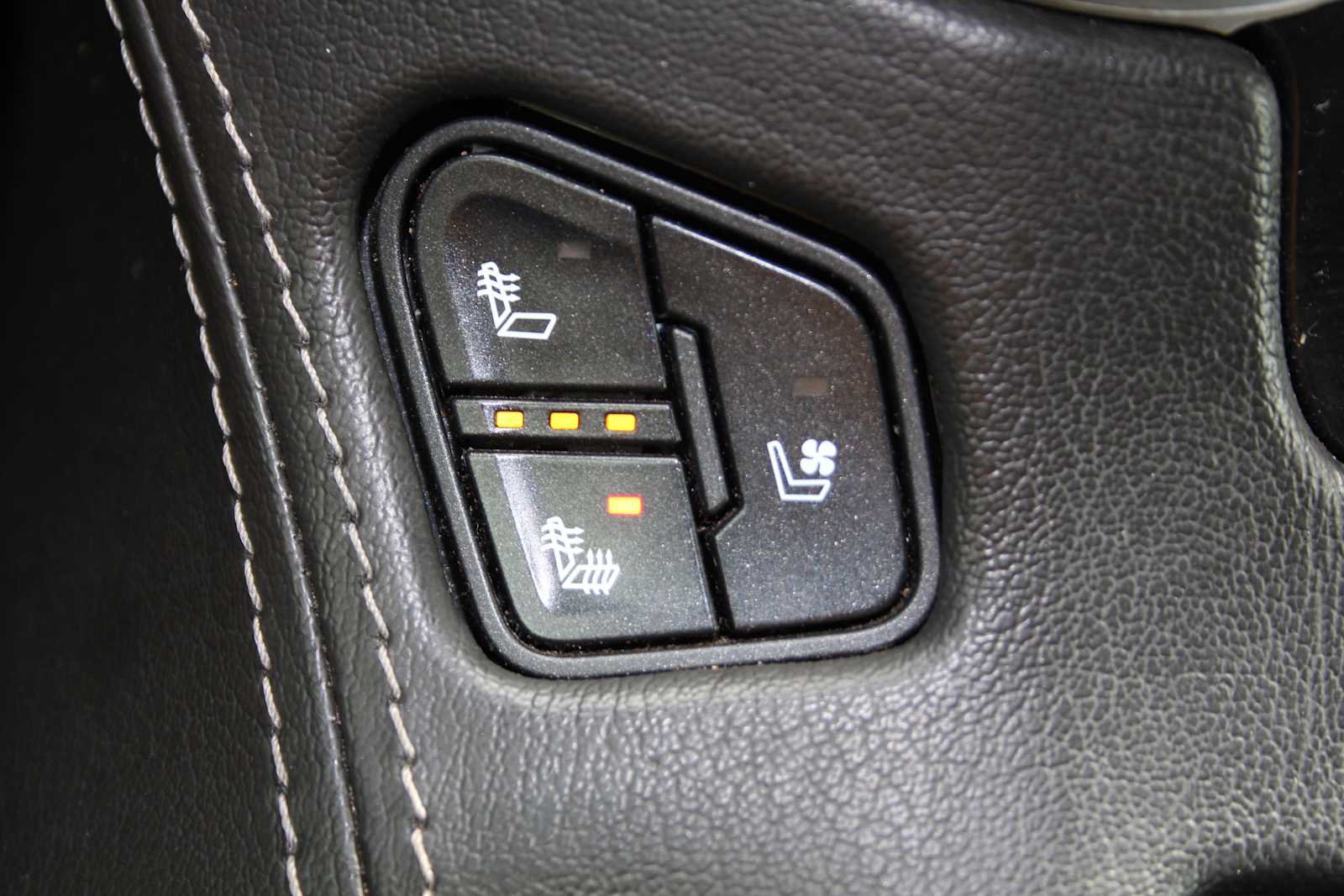 Used 2019 GMC Yukon SLT RWD image 39