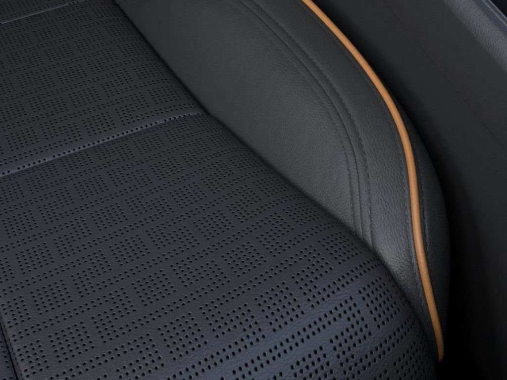 New 2025 Lincoln Aviator Black Label w/ Black Label Special Edition AWD/4WD image 16