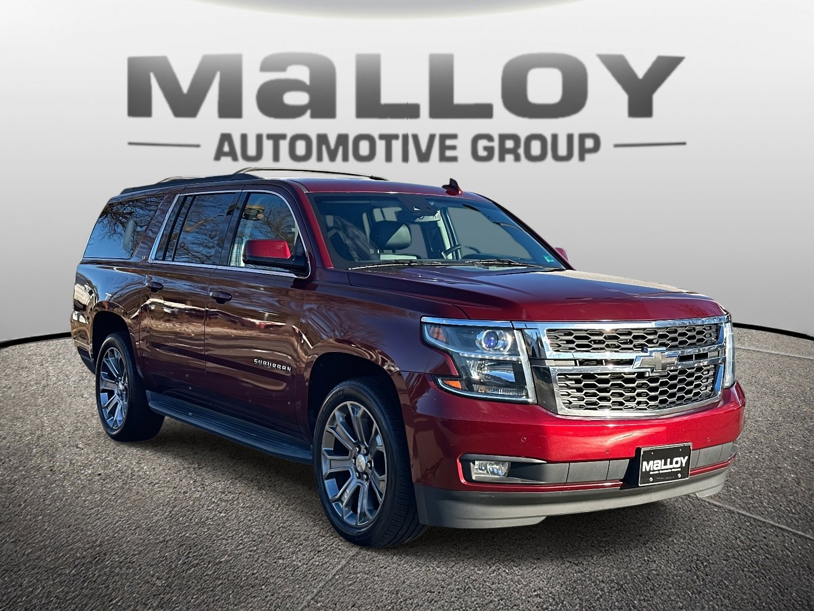 Used 2016 Chevrolet Suburban LT w/ Luxury Package image 1