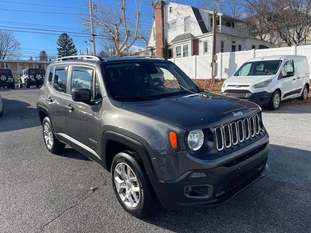 Used 2018 Jeep Renegade Latitude image 8