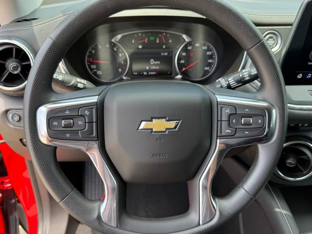 Used 2025 Chevrolet Blazer LT FWD image 12