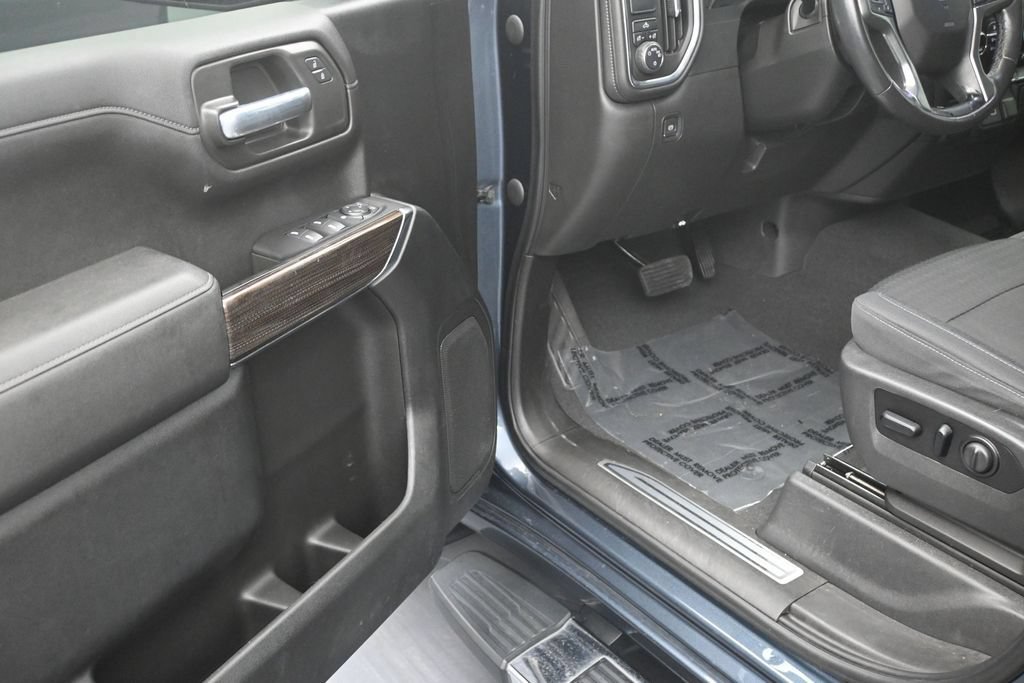 Used 2021 Chevrolet Silverado 1500 LT RWD image 10