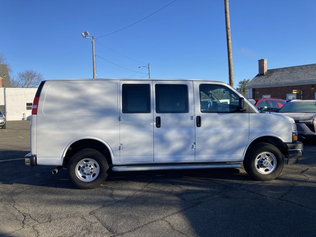 Used 2024 Chevrolet Express 2500 w/ Driver Convenience Package image 8