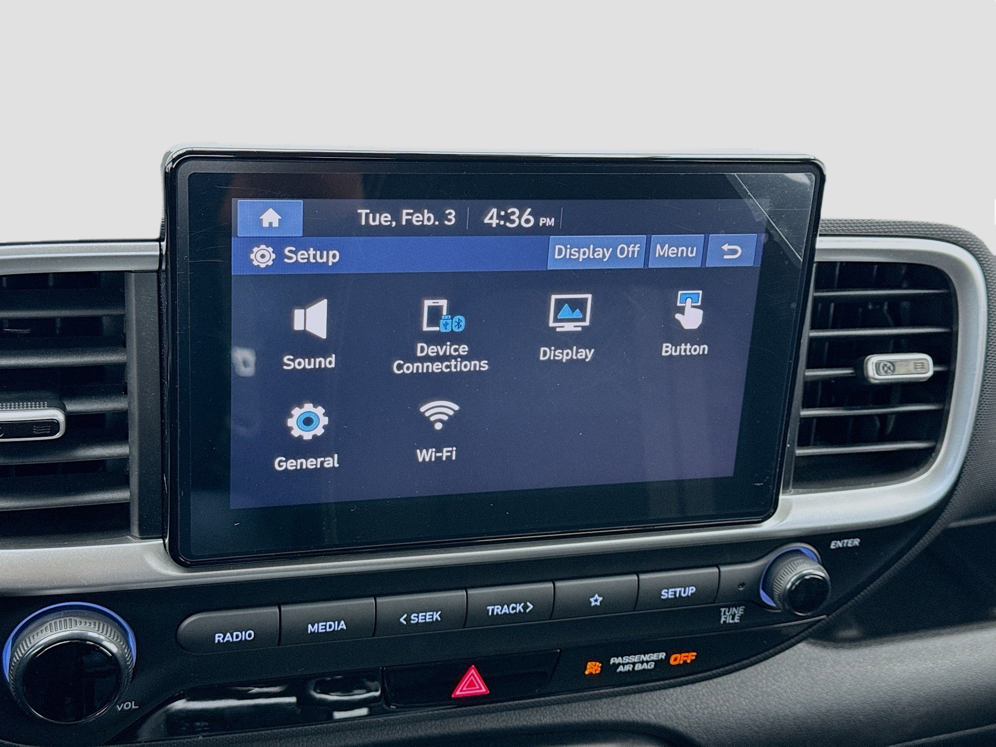 Used 2023 Hyundai Venue SEL image 9