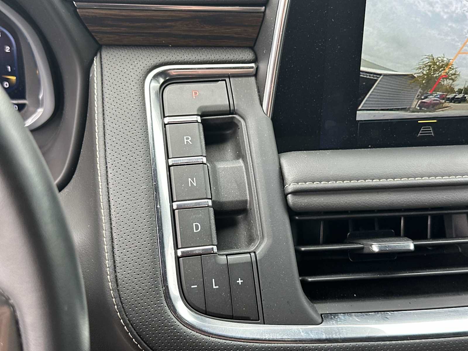 Certified 2023 Chevrolet Tahoe Premier RWD image 23