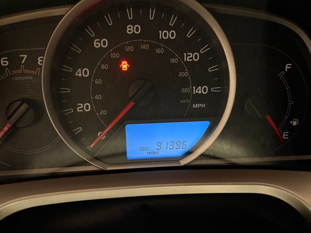 Used 2015 Toyota RAV4 LE AWD/4WD image 25