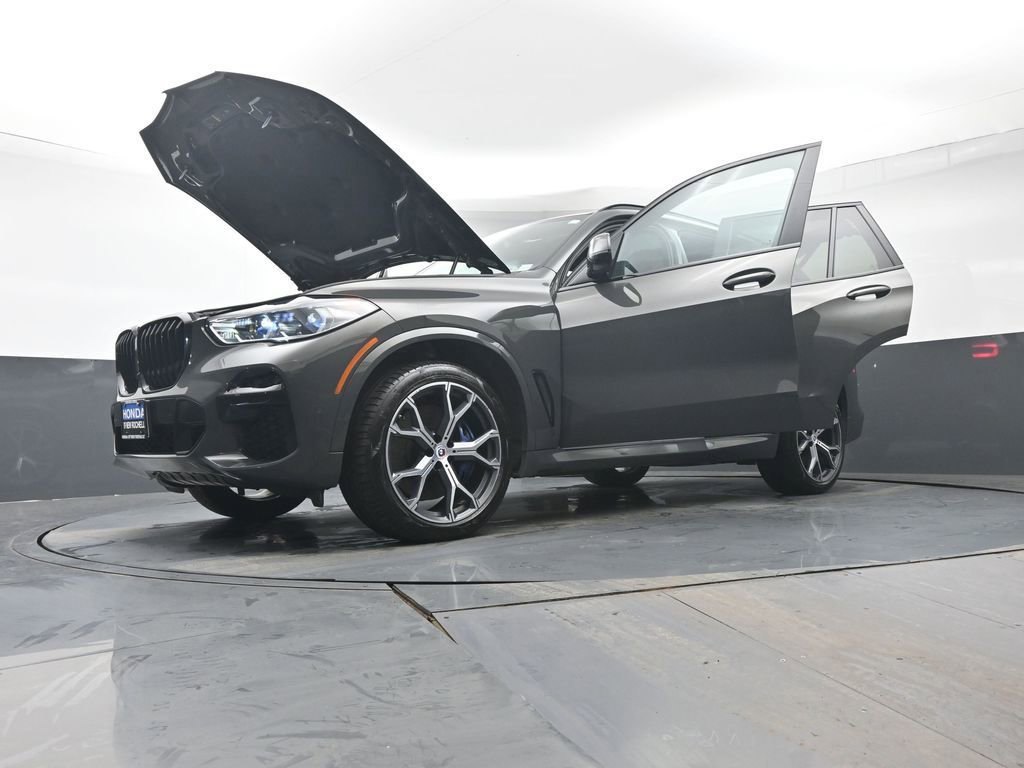 Used 2023 BMW X5 M50i w/ Executive Package AWD/4WD image 40