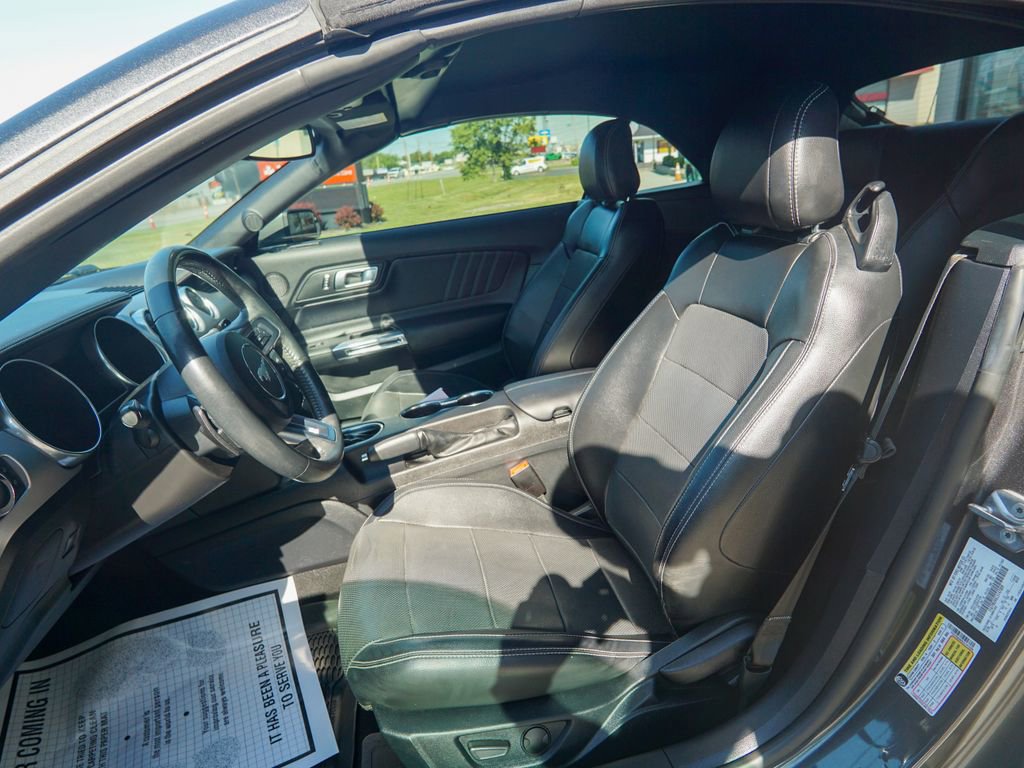 Used 2020 Ford Mustang Premium RWD image 12