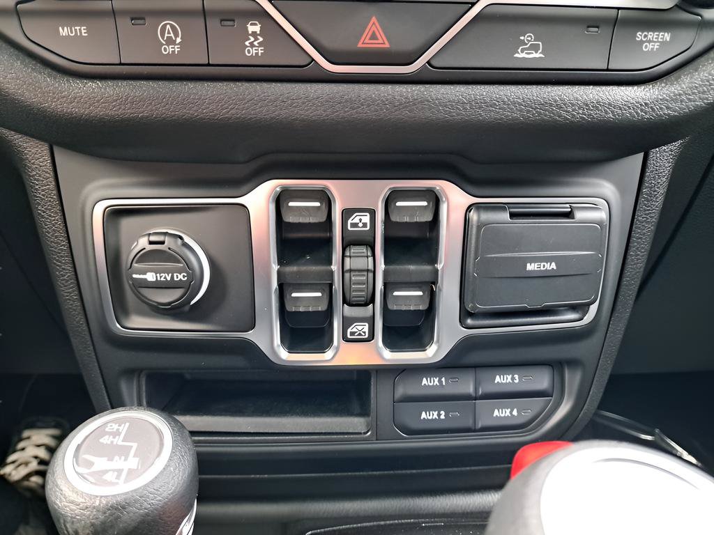 New 2025 Jeep Gladiator Sport AWD/4WD image 26