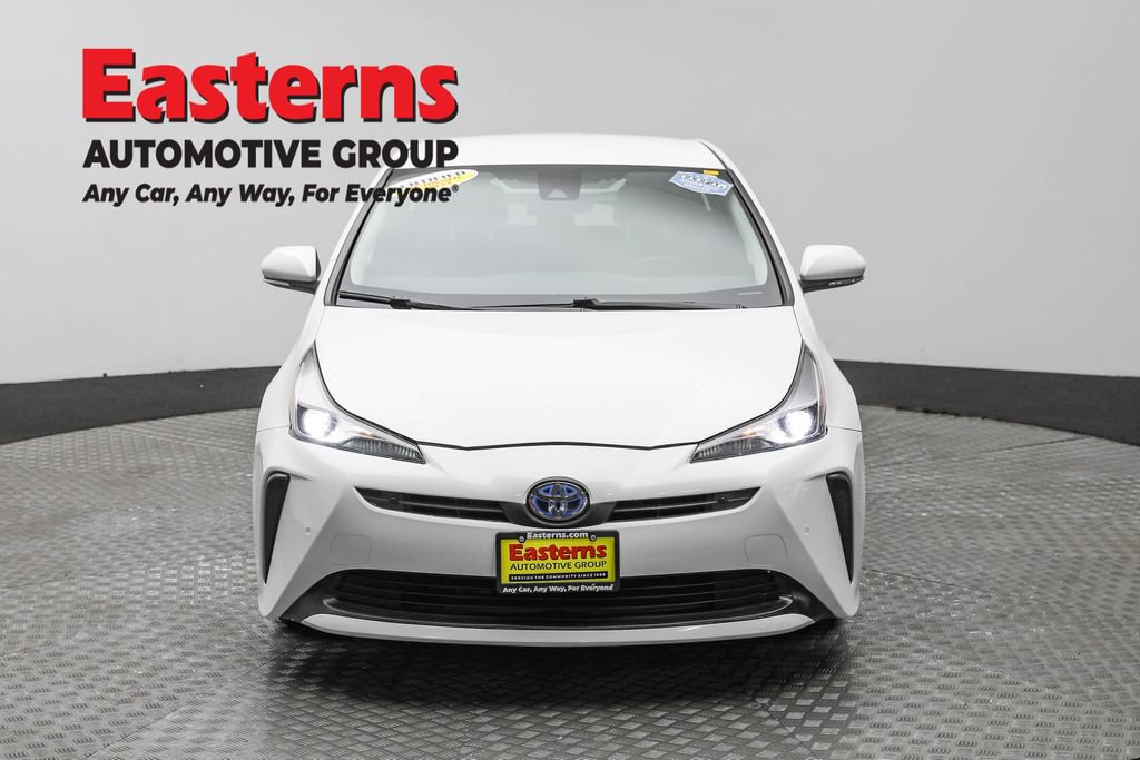 Used 2022 Toyota Prius LE image 2