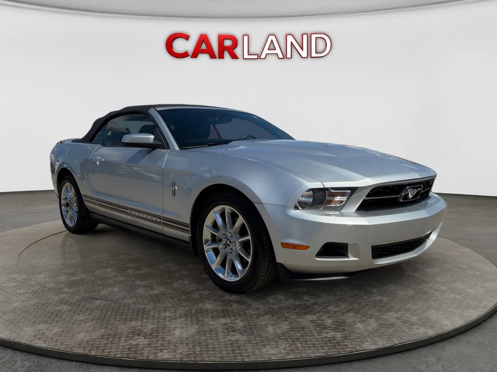 Used 2011 Ford Mustang Premium w/ 202A Rapid Spec Order Code RWD image 8
