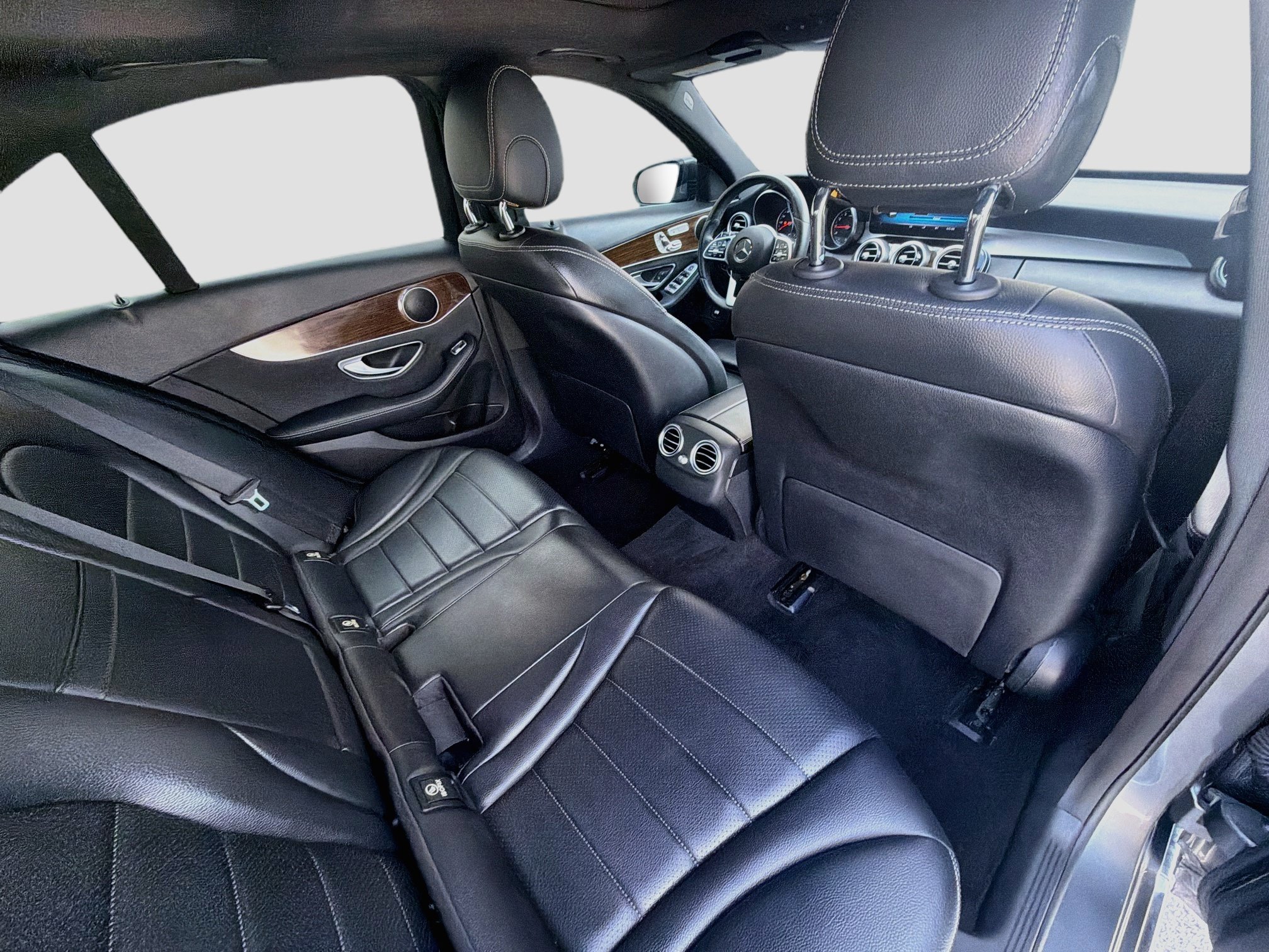 Used 2019 Mercedes-Benz C 300 4MATIC Sedan image 29