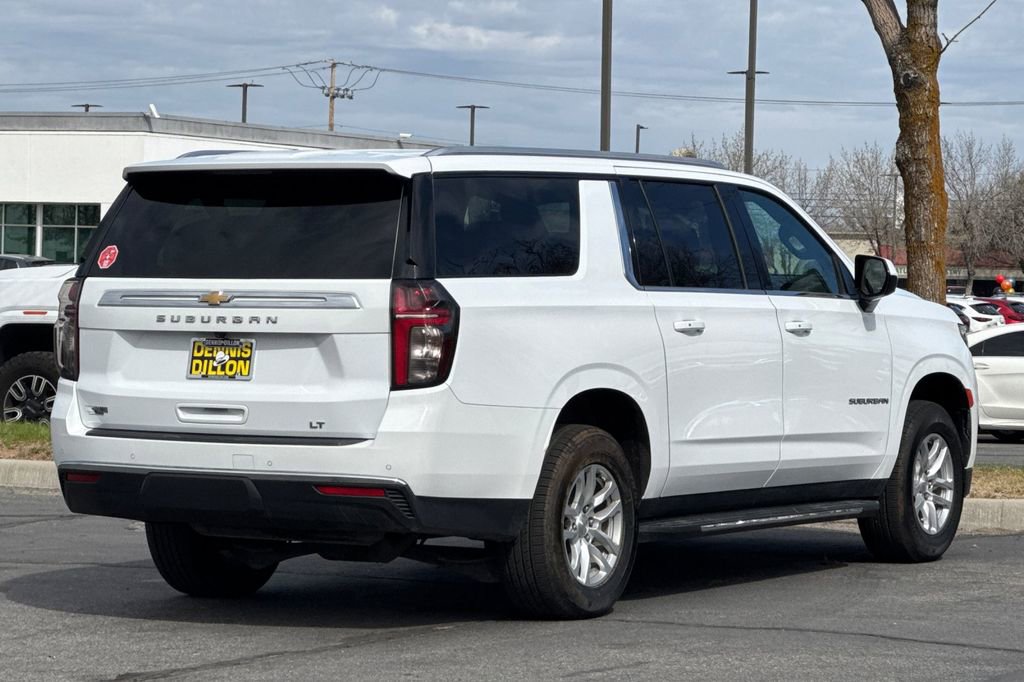 Used 2024 Chevrolet Suburban LT AWD/4WD image 4