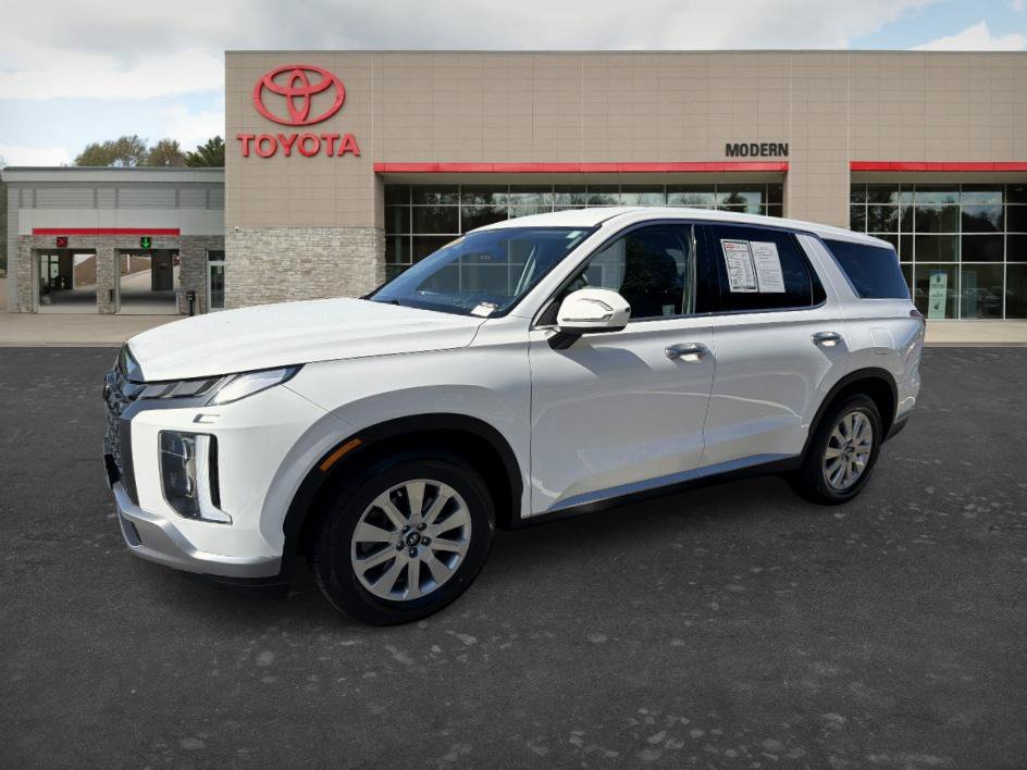 Used 2025 Hyundai Palisade SE FWD image 1