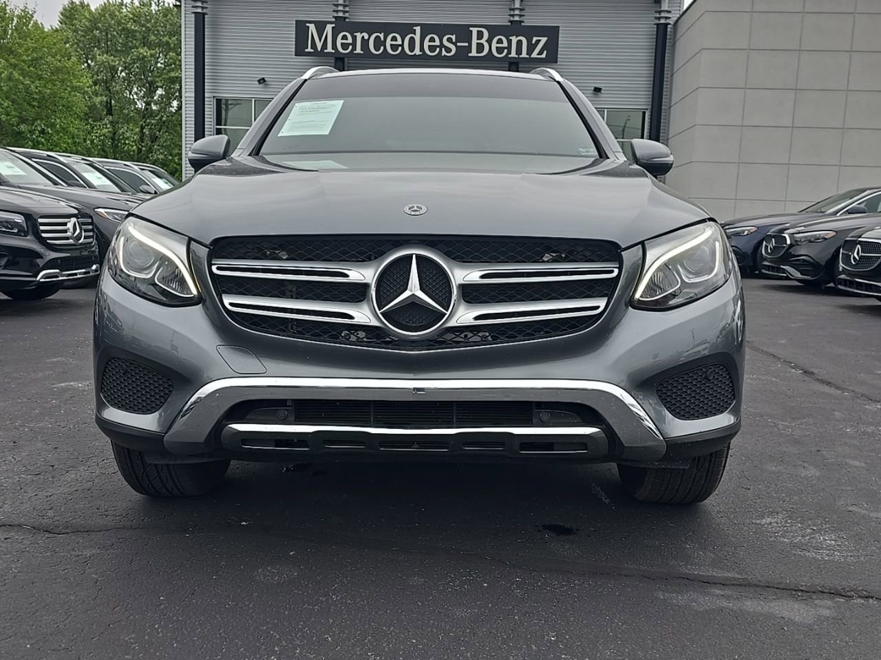 Used 2018 Mercedes-Benz GLC 300 4MATIC image 2