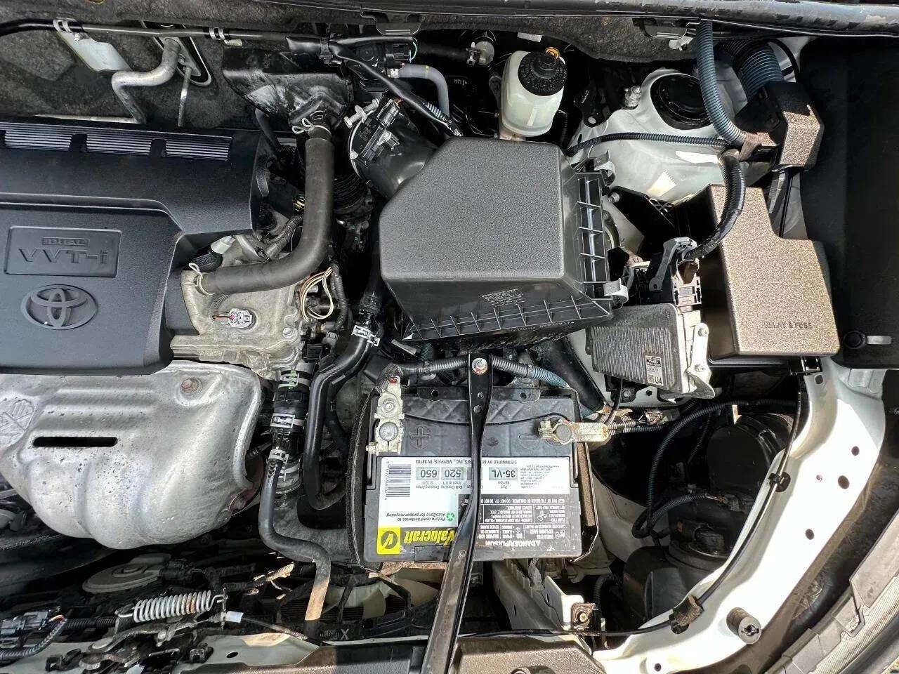 Used 2015 Toyota RAV4 XLE image 48