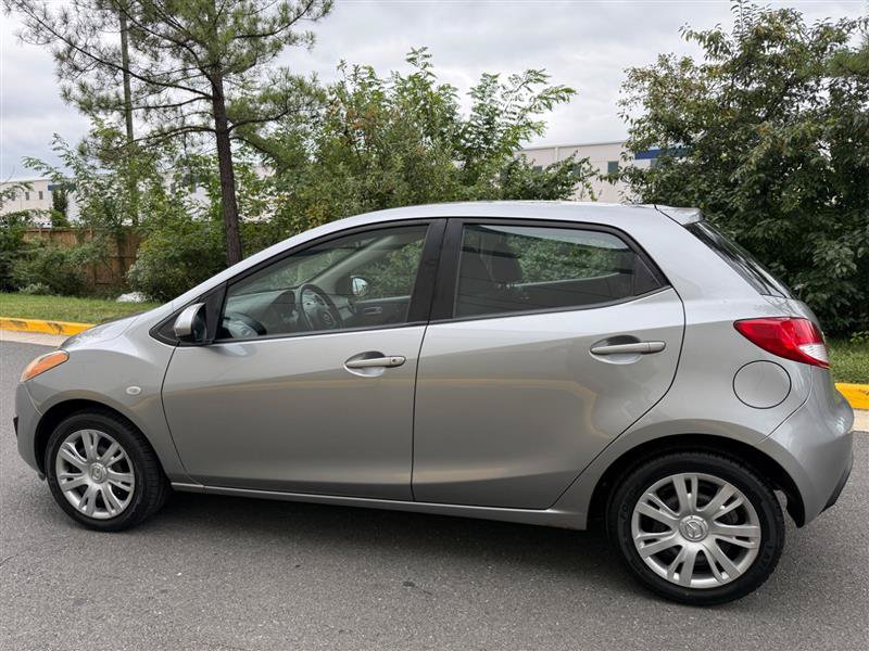 Used 2012 MAZDA MAZDA2 Sport FWD image 8