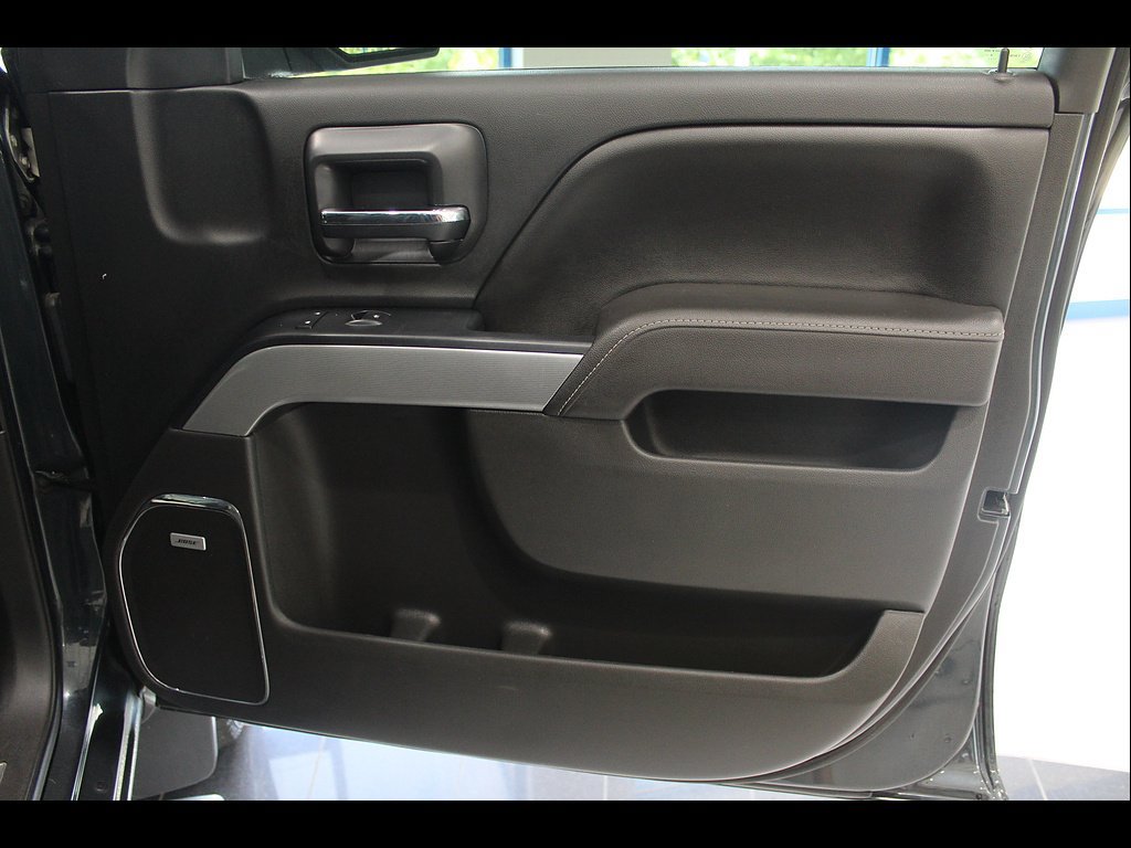 Used 2017 Chevrolet Silverado 1500 LTZ Z71 w/ LTZ Plus Package AWD/4WD image 25
