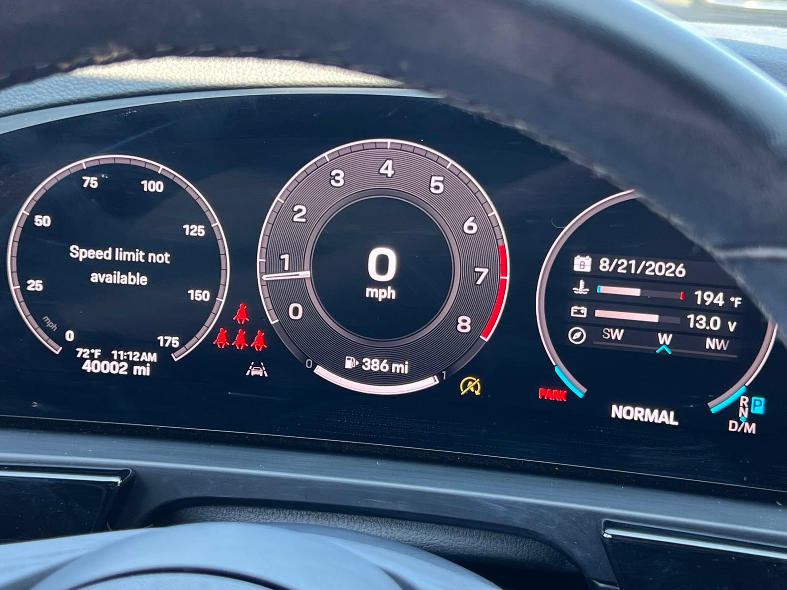 Certified 2024 Porsche Cayenne Coupe AWD/4WD image 24