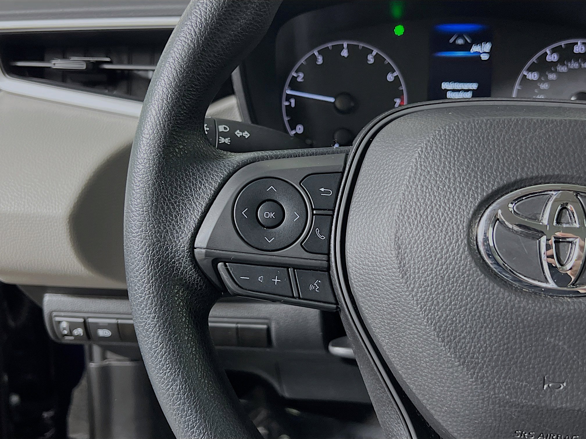 Used 2024 Toyota Corolla LE FWD image 19