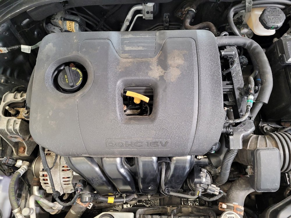 Used 2020 Hyundai Elantra SE image 30