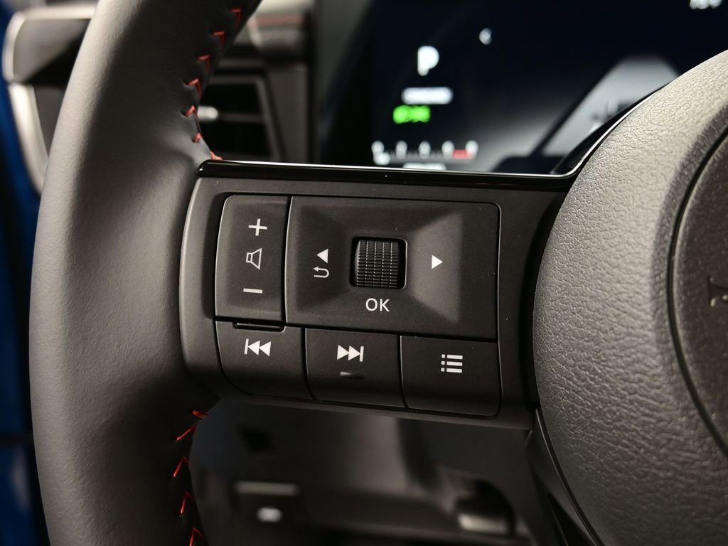 New 2026 Nissan Kicks SR w/ Cold Weather Package image 6