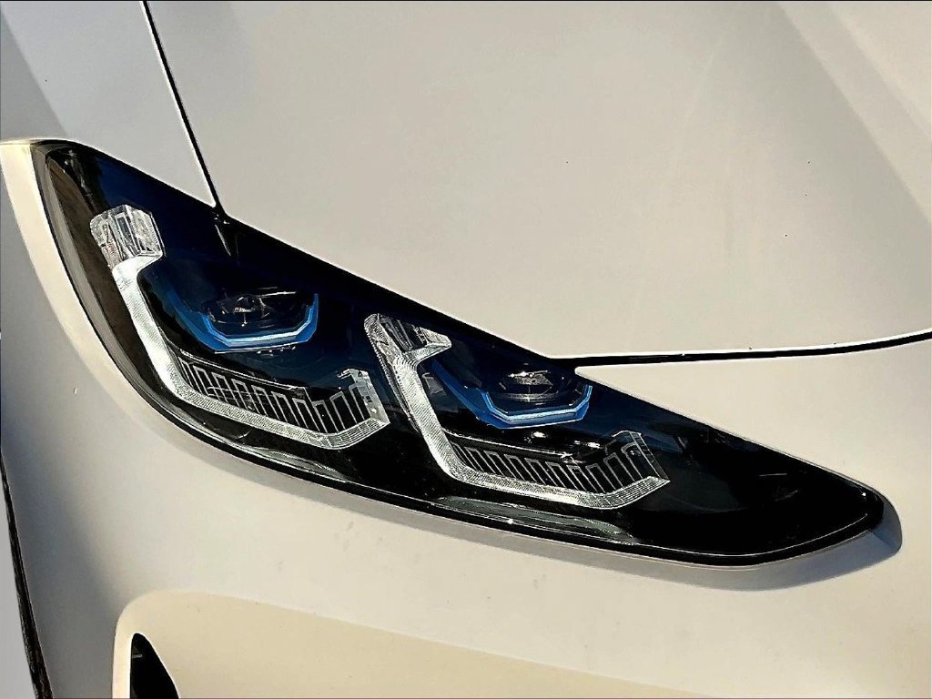 Used 2024 BMW M4 xDrive Competition AWD/4WD image 31