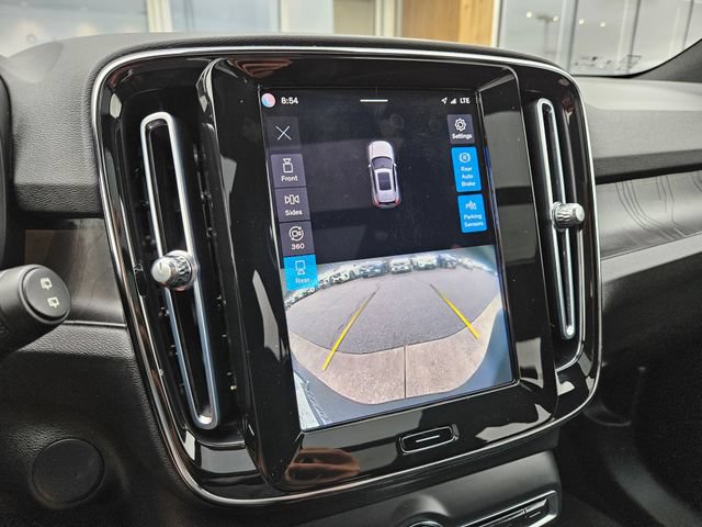 Certified 2023 Volvo XC40 Recharge Plus w/ Protection Package Premier AWD/4WD image 27