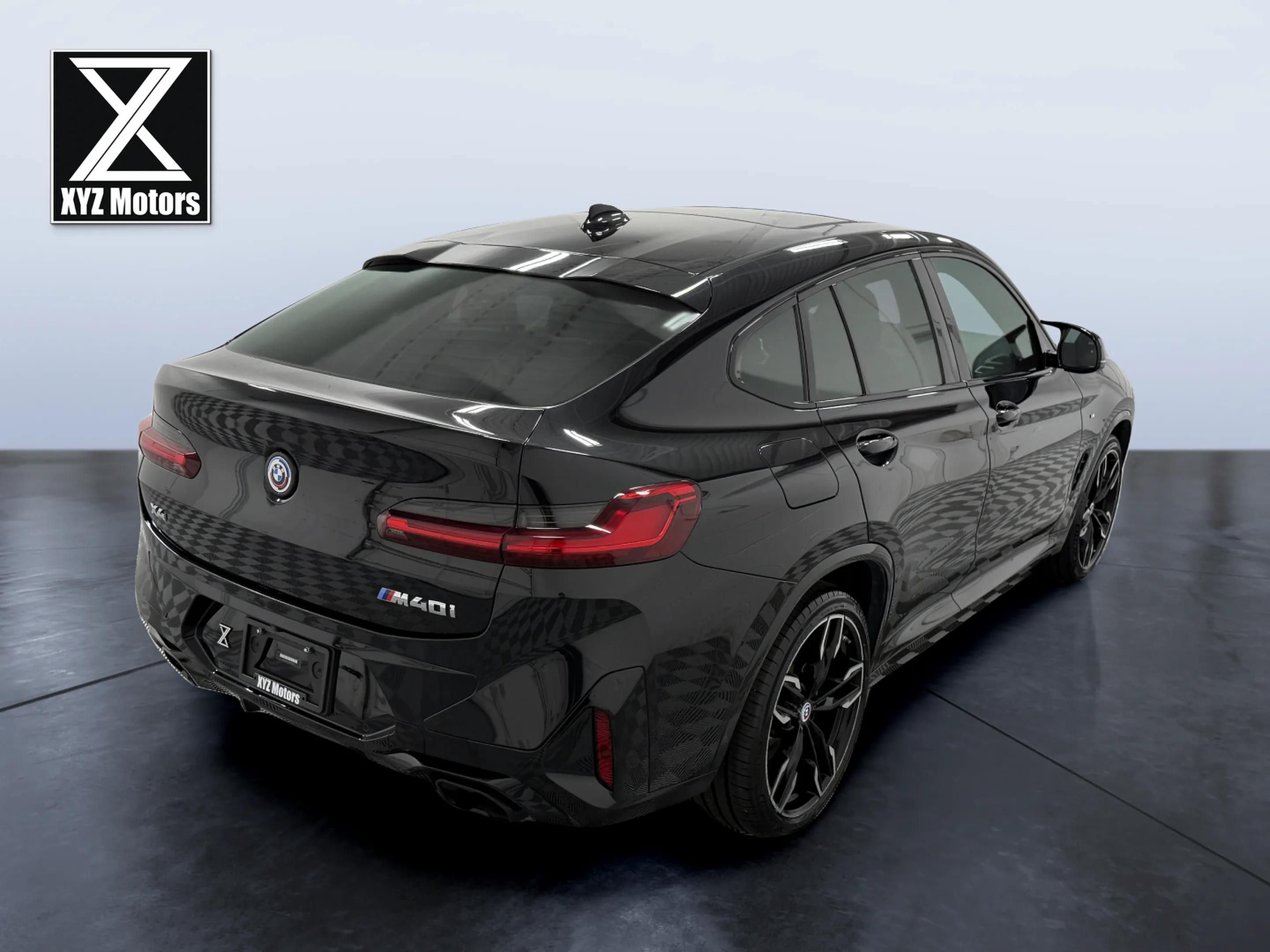Used 2023 BMW X4 M40i AWD/4WD image 6