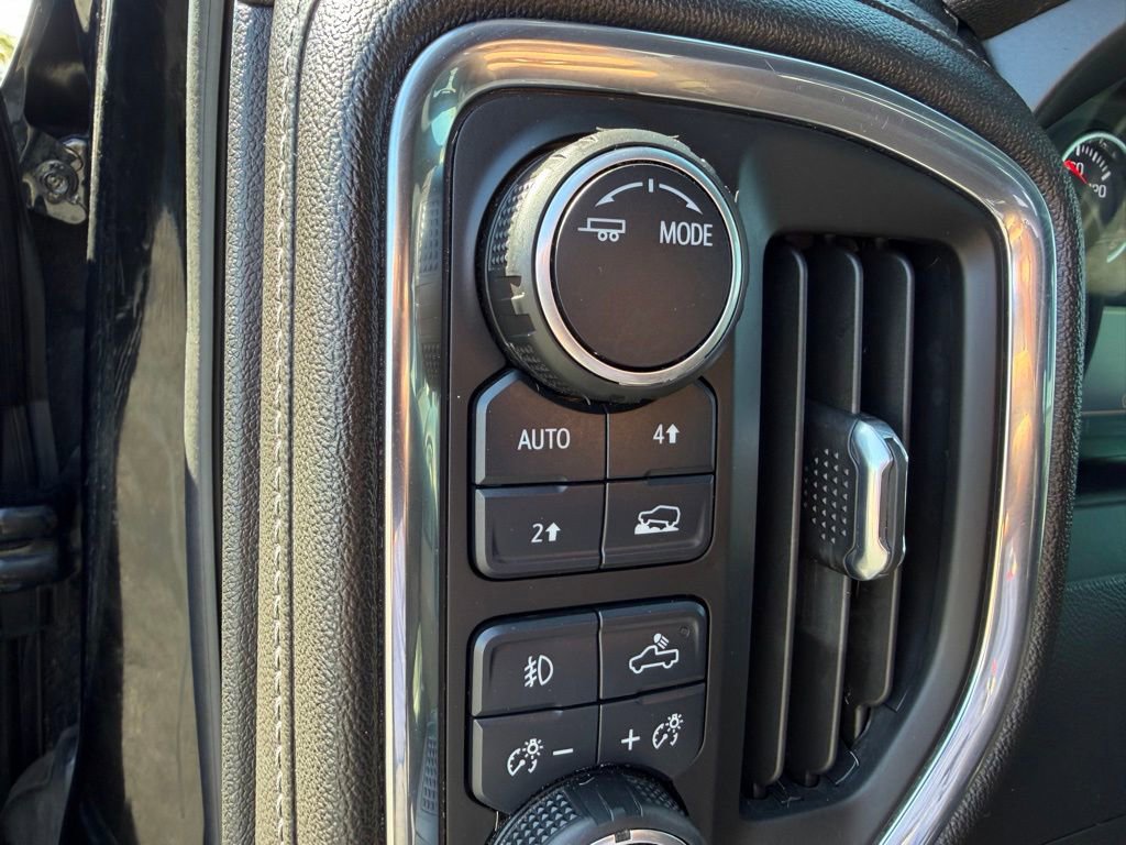Used 2020 Chevrolet Silverado 1500 RST w/ All-Star Edition AWD/4WD image 32