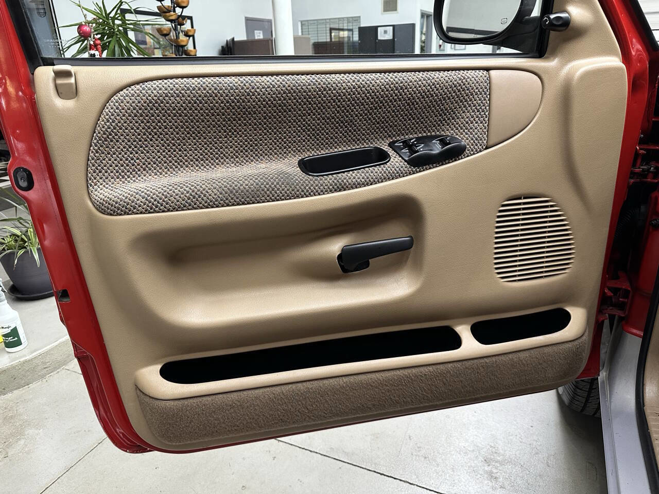 Used 1998 Dodge Ram 1500 Truck 2WD Regular Cab image 10