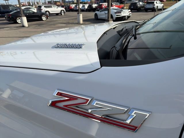 Used 2022 Chevrolet Silverado 1500 LT image 11