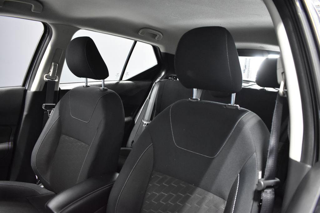 Certified 2023 Nissan Kicks SV image 16