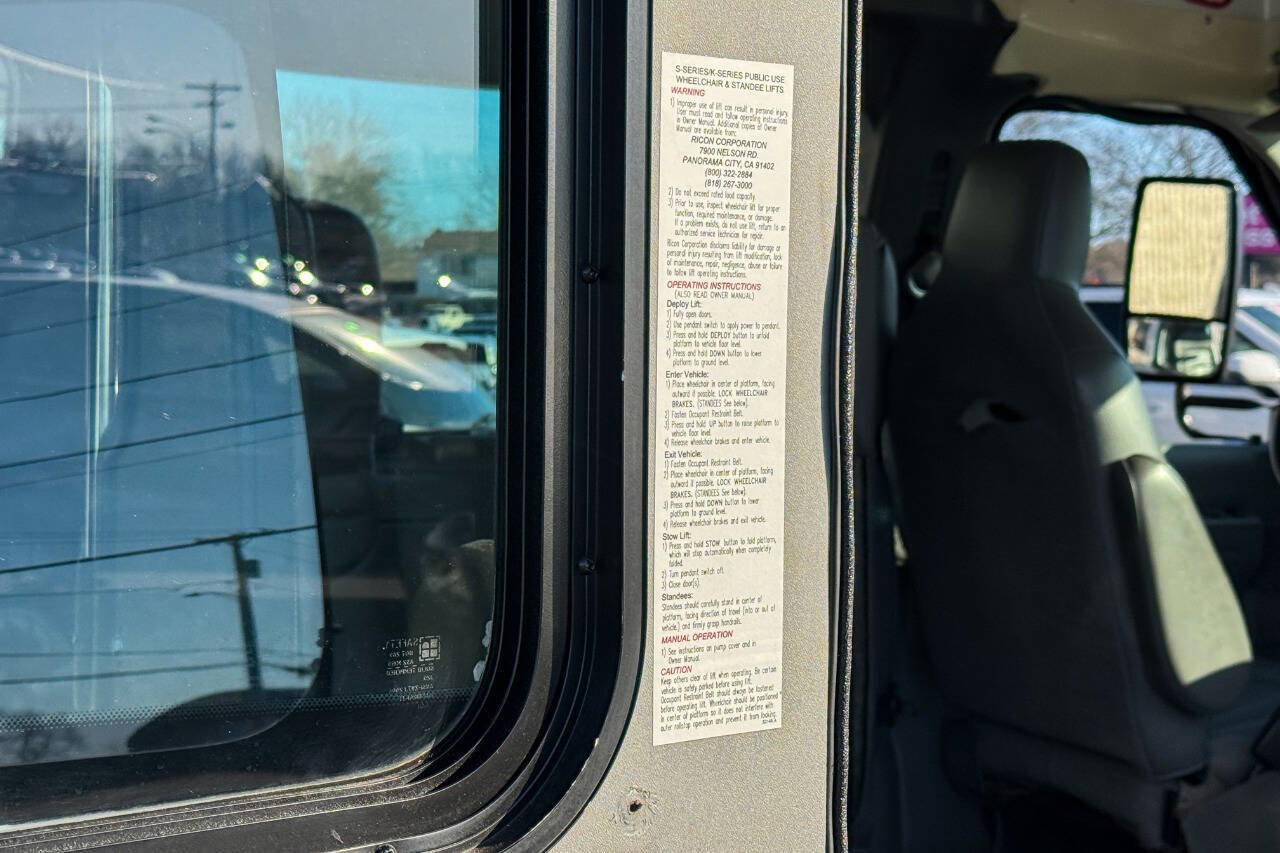 Used 2011 Ford E-350 and Econoline 350 Extended Super Duty w/ PWR Group image 8